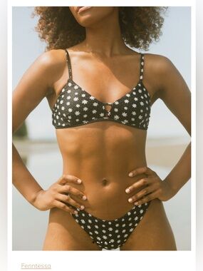 NWT FENNTESSA size S bikini bottom